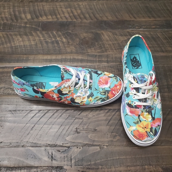Vans Shoes - VANS Floral Low Pro | 10